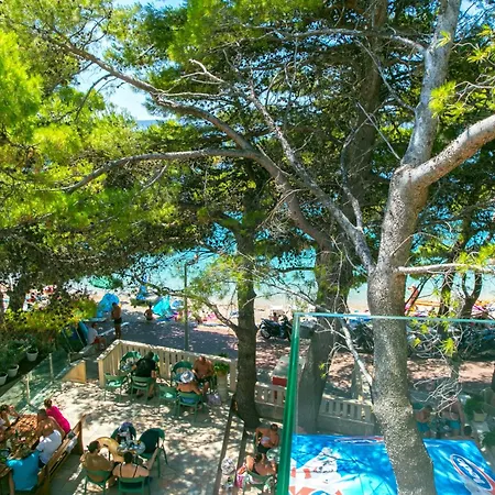 Family Friendly Seaside Brela, Makarska - 6007 *