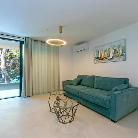 公寓 Family Friendly Seaside Brela, Makarska - 6007
