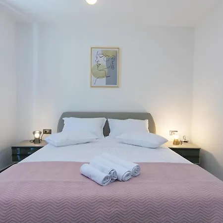 Family Friendly Seaside Brela, Makarska - 6007 公寓 布雷拉