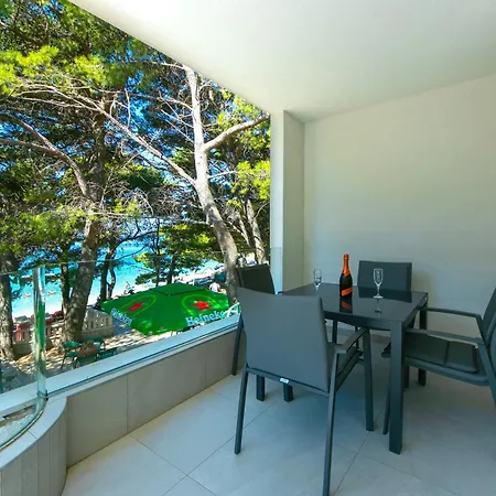 Family Friendly Seaside - Makarska - 6007 דירה *