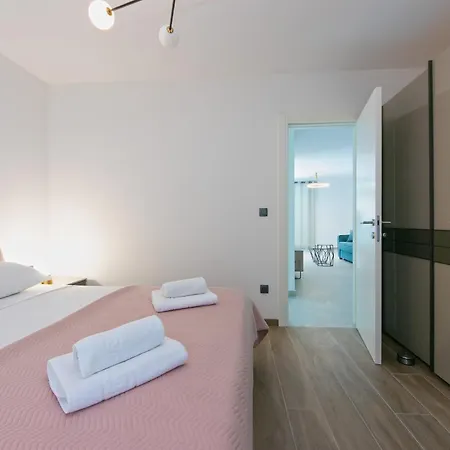 Family Friendly Seaside Brela, Makarska - 6007 公寓 布雷拉