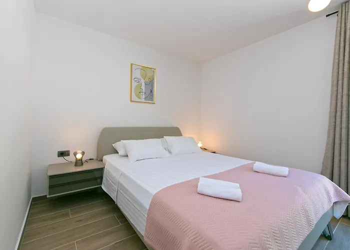 דירה Family Friendly Seaside - Makarska - 6007 *